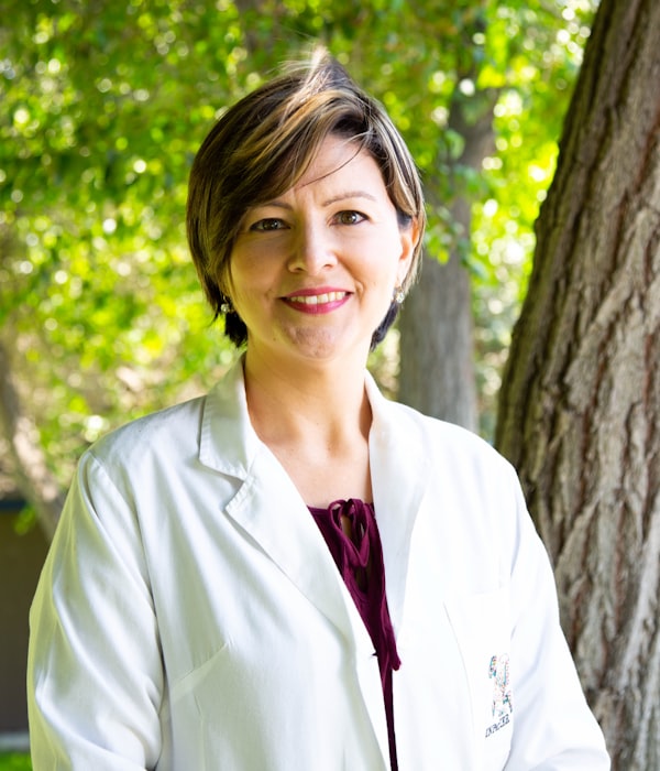 Dr. Olivia Reed
